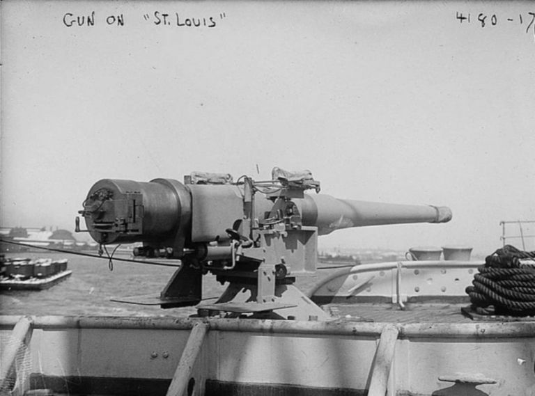 152 мм пушка крейсера Сент-Луис