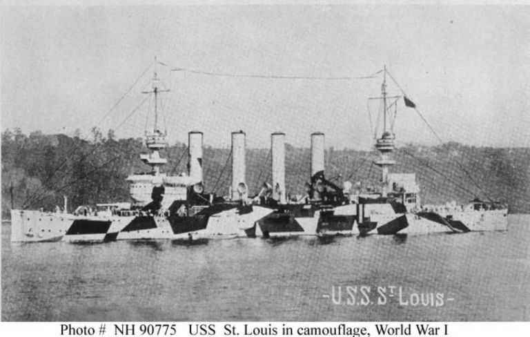 Крейсер «Сент-Луис» в камуфляжной окраске, сентябрь 1918 года
