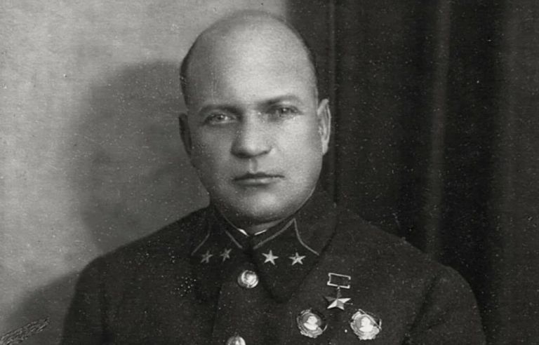Александр Ильич Лизюков.