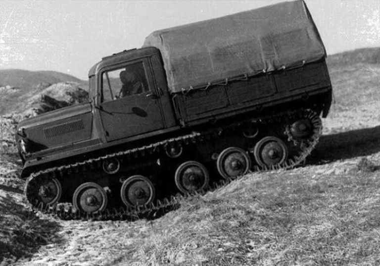 Csepel 800. Венгерский артиллерийский тягач с русскими корнями