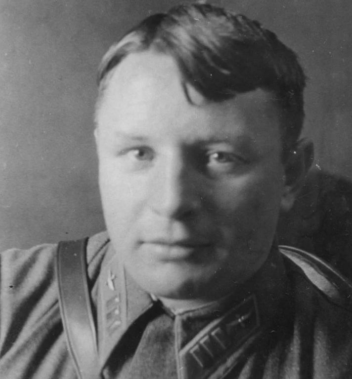 Павел Рычагов. Генерал-лейтенант авиации. советский ас.