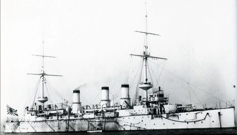 Слабое звено японского флота. Броненосный крейсер "Адзума"