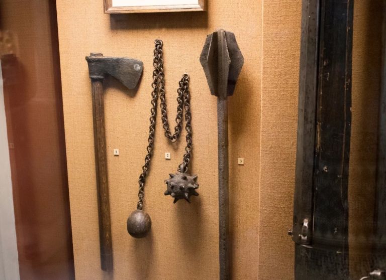 Холодное оружие, использовавшееся в начале XVI века. Хранится в Историческом музее