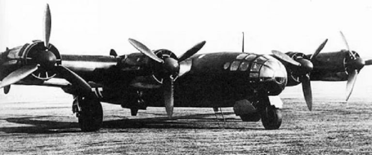 Тяжелый сверхдальний бомбардировщик Messerschmitt Me 264 должен был долетать до США