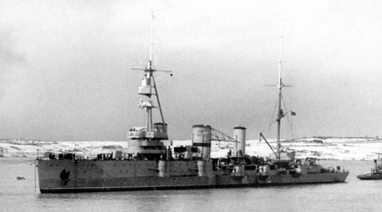 Неуязвимый Гвардейский крейсер «Красный Крым»