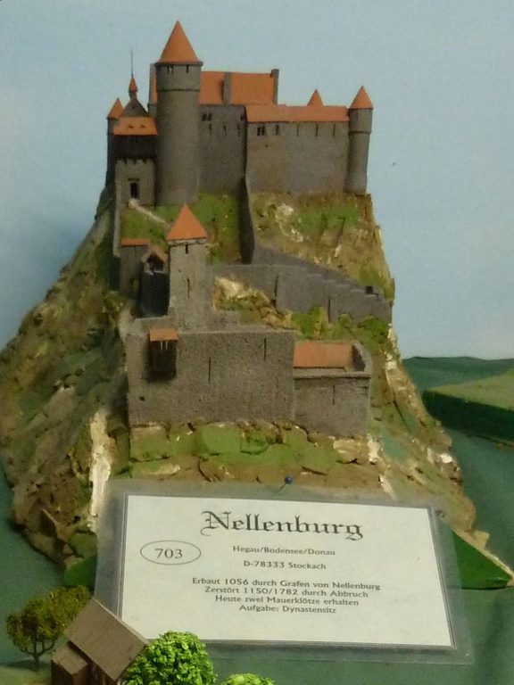 Замок Нелленбург