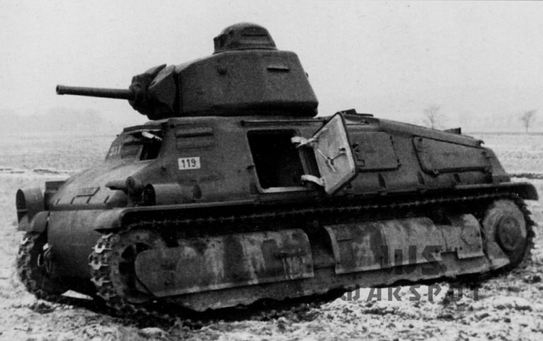 Этот танк испытывался на Куммерсдорфском полигоне