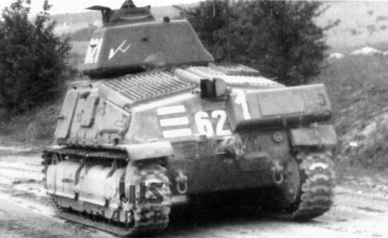 Ещё один Pz.Kpfw.35 S (f) из состава 23-й танковой дивизии. Стилизованная буква K на башне — знак 201-го танкового полка
