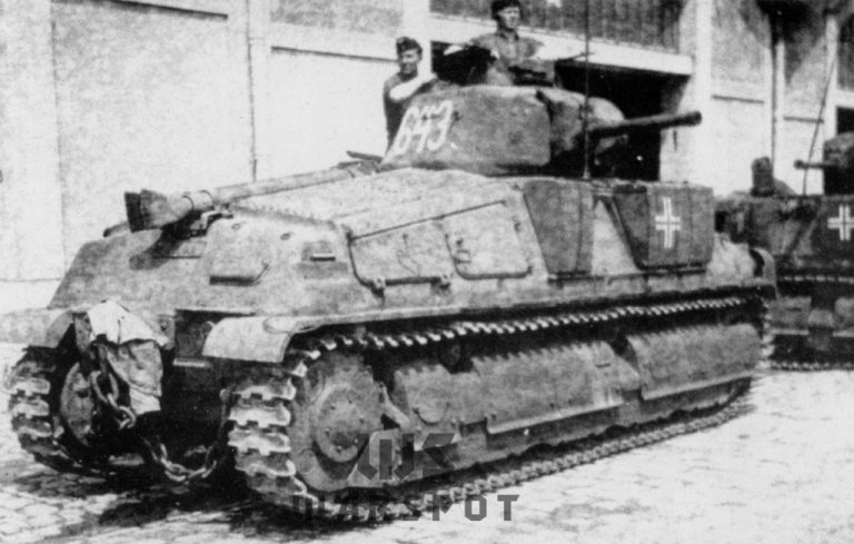 Так Pz.Kpfw.35 S (f) выглядели в 1944 году