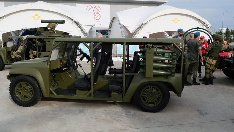 Самоходный 120 мм миномёт или автомобиль для воздушного десанта
