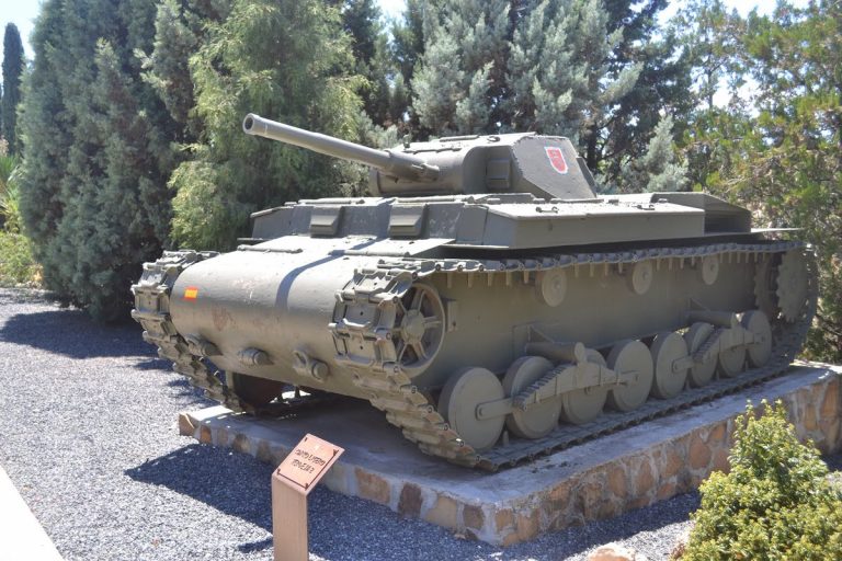 На чём бы воевала Испания во Второй Мировой Войне или лёгкий танк Вердеха-2