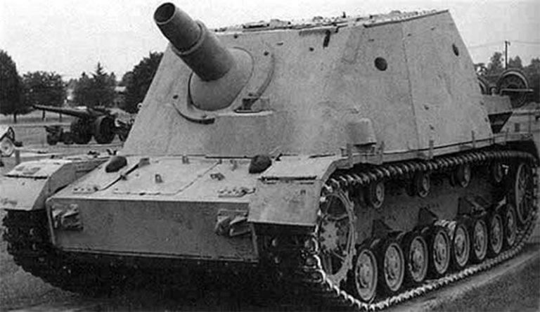 Штурмовое орудие IV "Бруммбер" (Sd.Kfz.166)