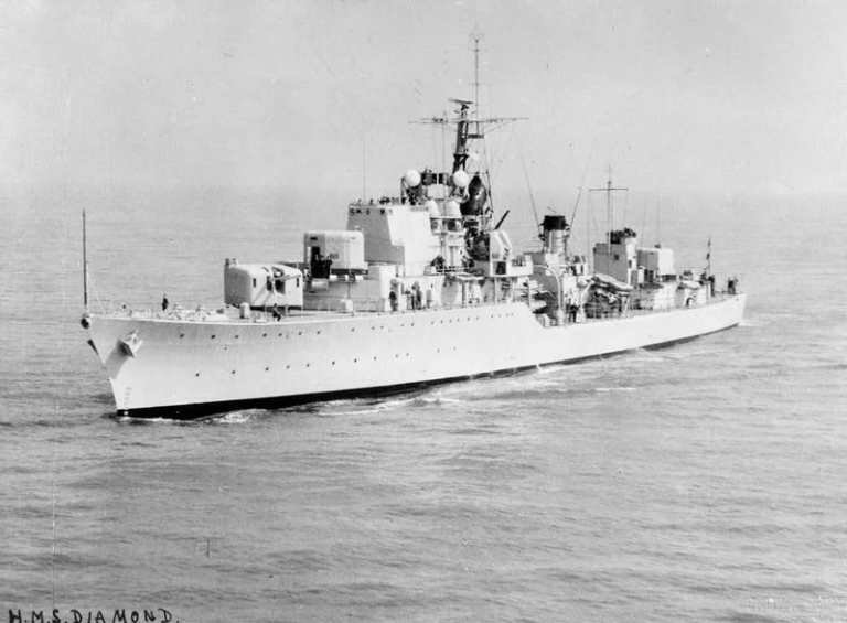 Британский эсминец "Диамонд" (тип "Дэринг")