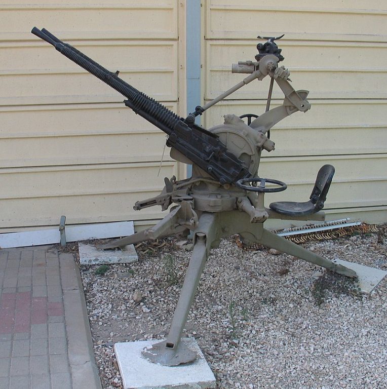 Установка спаренных зенитных 13,2 мм пулемётов Hotchkiss M1929