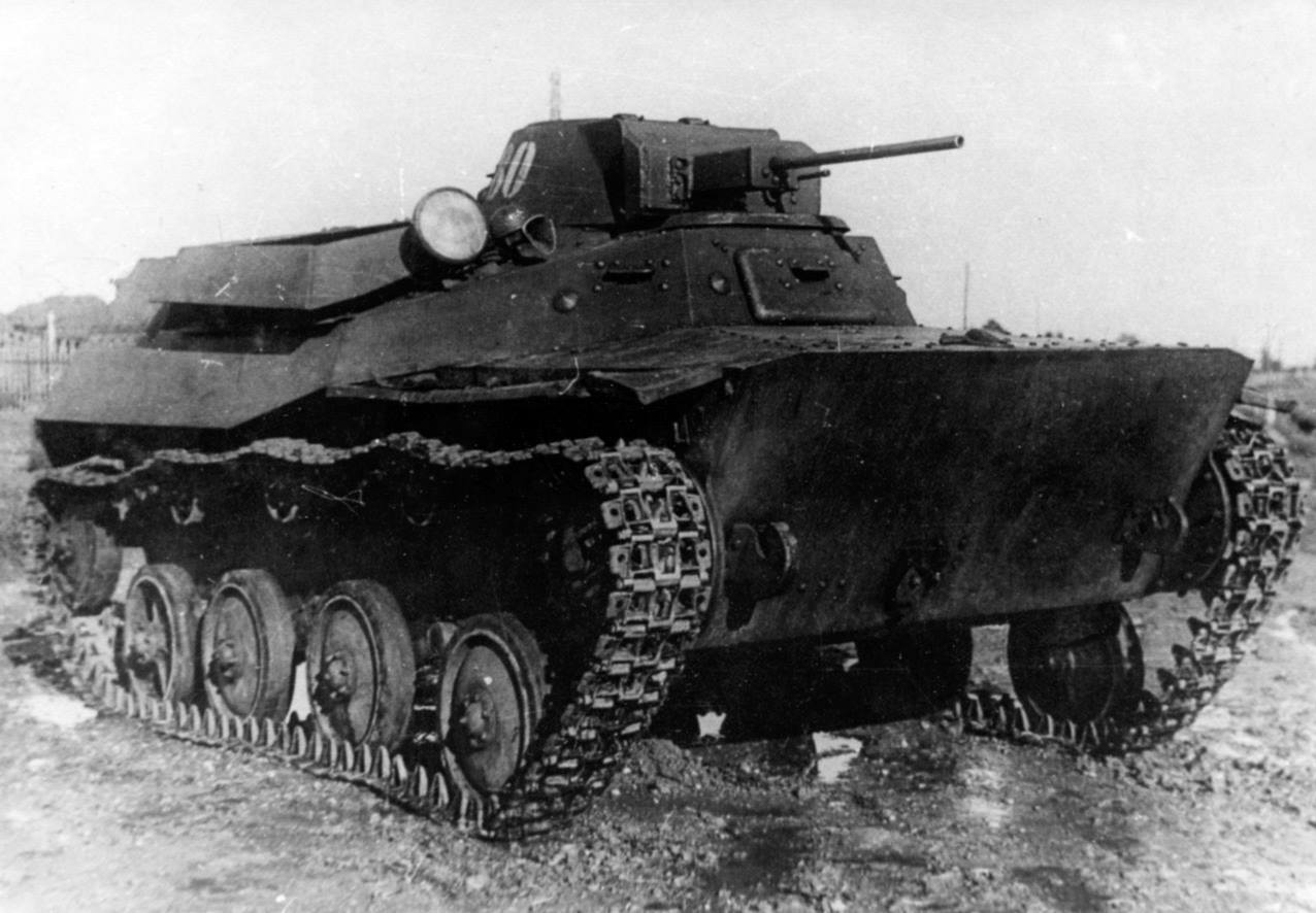Легкий т 40. Т-40 танк. Т-40 танк СССР. Плавающий танк т-40. Танк т 40 легкий СССР.