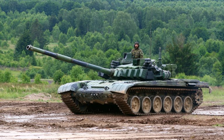 Экстремальные чешские варианты модернизация Т-72. T-72M4 CZ и T-4 72 Scarab