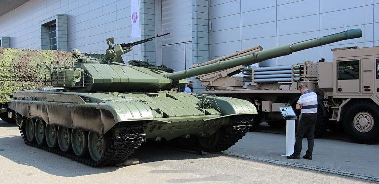 Экстремальные чешские варианты модернизация Т-72. T-72M4 CZ и T-4 72 Scarab