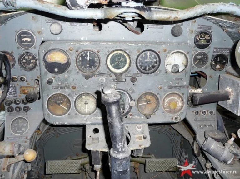 Многоцелевой истребитель Як-17. СССР