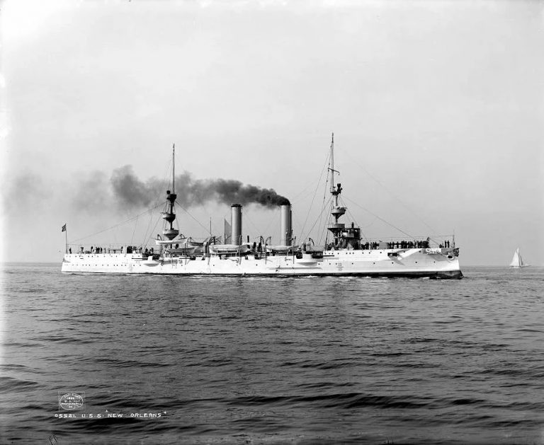  USS_New_Orleans_(1898-1929) Новый Орлеан, сделанный во время испано-американской войны 1898 года