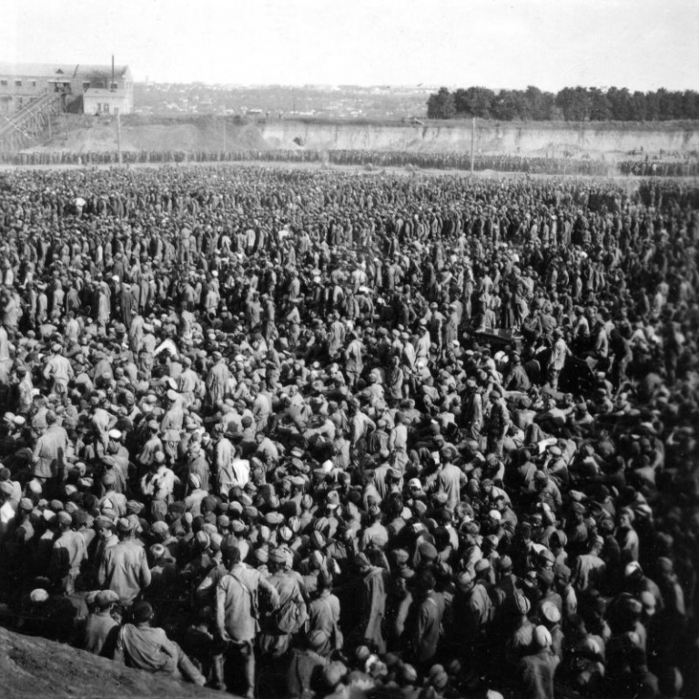 Предательство 1941: пленные армии