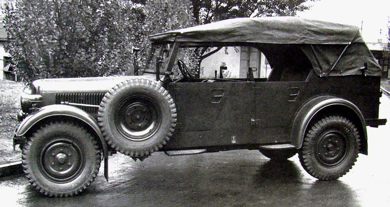 Комплектация лёгкого штабного автомобиля «Шкода-952» соответствовала многоцелевому военному варианту Horch 901 Kfz.15. 1941-1943 гг.
