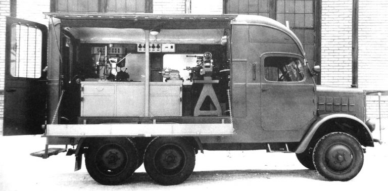 Автомобиль-шасси «Шкода L» с кузовом-фургоном для развертывания полевого авторемонтного оборудования в венгерской армии. 1942 год