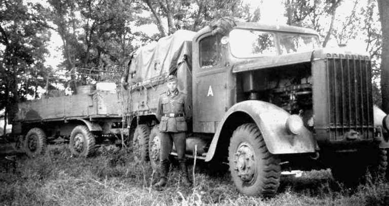 Многоцелевой четырёхтонный грузовик 6ST6-Т, выпущенный в количестве 544 машин, известный также под войсковым индексом Н. 1938-1941 гг.