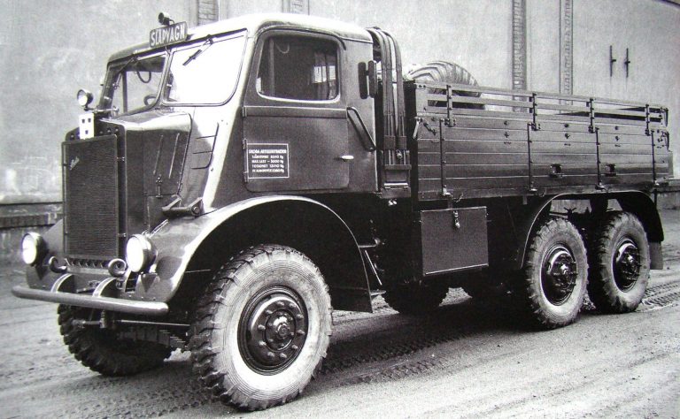 Модернизированный вариант 6V с нагрузкой 4,7-5,0 тонн и обновлённой кабиной, выпущенный в 51 экземпляре. 1940-1943 гг.