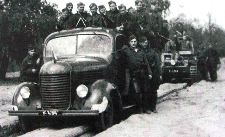Во времена Второй мировой войны простой и неприхотливый армейский грузовик «Прага RN» в вооруженных силах Словакии