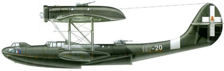     Итальянская разведывательная летающая лодка и морской бомбардировщик CANT Z.501 Gabbiano. Название переводится как «Чайка».