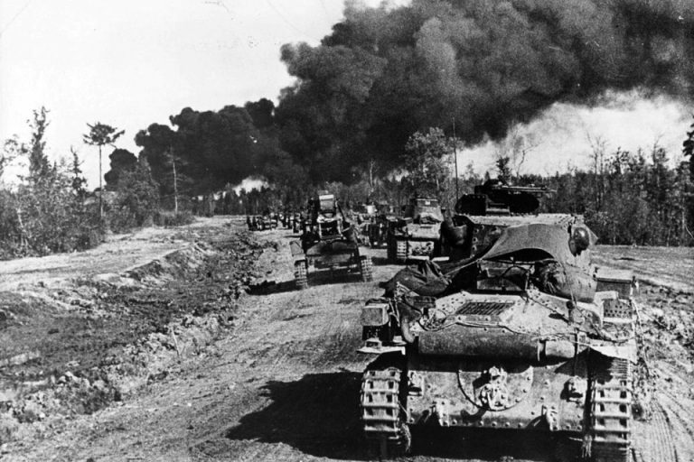 Военный историк Алексей Исаев: Францию смяла одна танковая группа, а на Киев немцы бросили две!