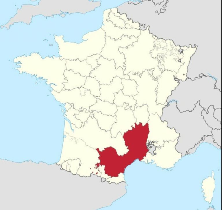 Лангедо́к (фр. Languedoc, окс. Lengadòc) — историческая область на юге Франции, население которой традиционно говорило (и в значительном числе до сих пор говорит) на окситанском языке, часть Окситании. Главный город — Тулуза. Население Лангедока — порядка 3,6 млн человек (1999).