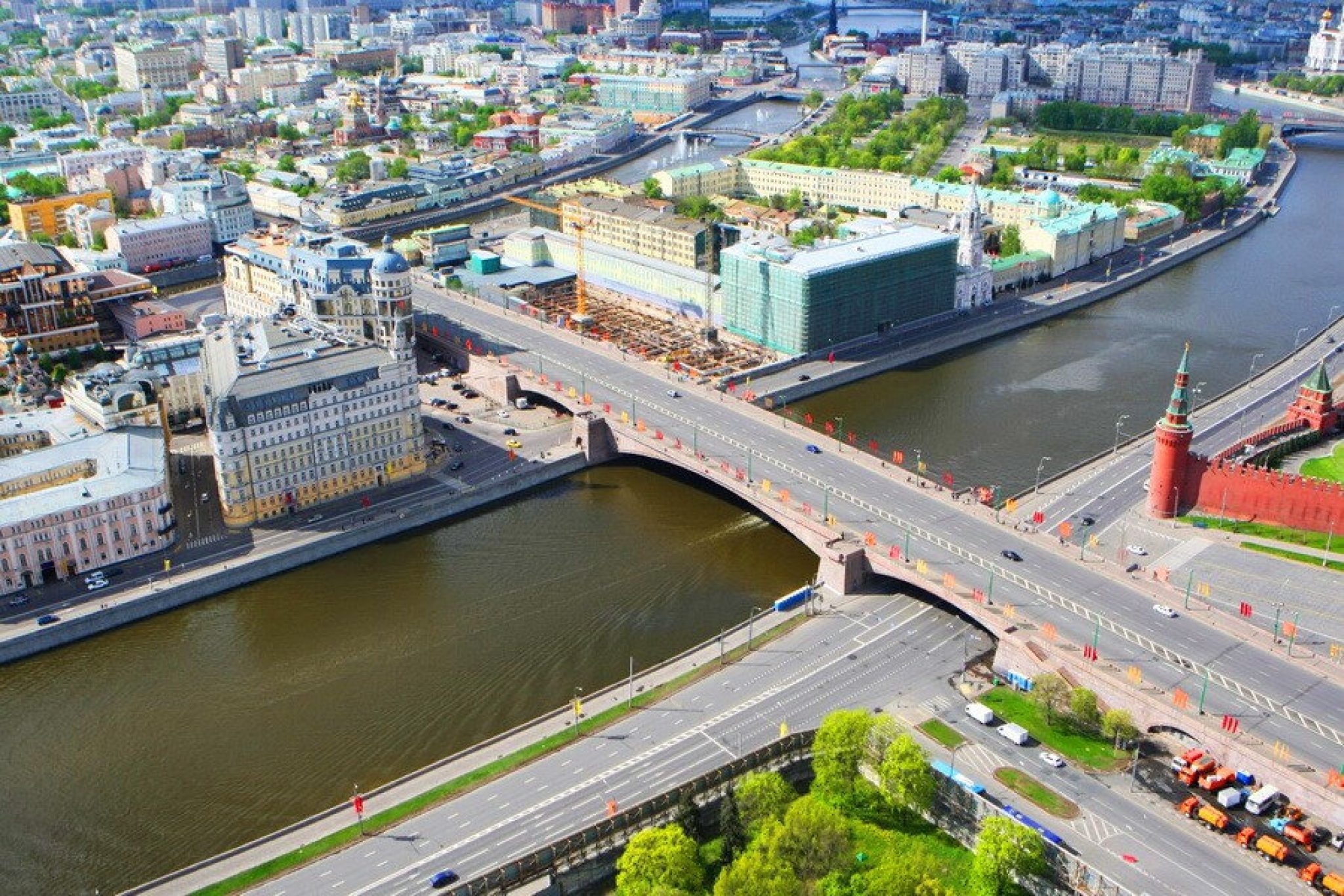 Большой Москворецкий мост в Москве. Остров Балчуг в Москве. Мост Балчуг Москва. Москворецкий мост Балчуг.