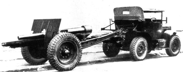 Лёгкий артиллерийский тягач Latil KTL4 на пневматических шинах с седельным сцепным устройством. 1934 год
