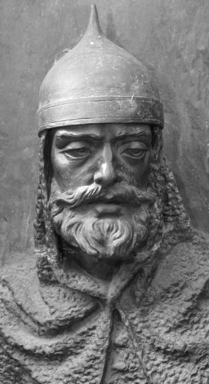 Мстислав Мстиславич Удалой на памятнике Тысячелетию России в Новгороде