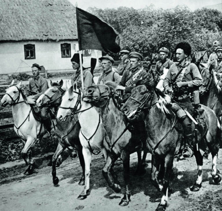  Буденовцы Конармии наступают в Западной Украине летом 1920 года