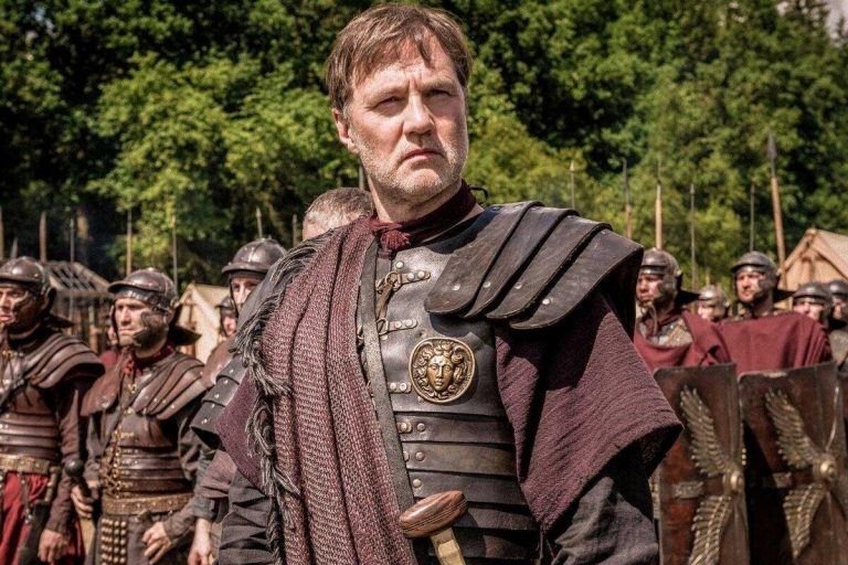       Римский легион в Англии. Кадр из сериала «Британия», 2018 г.