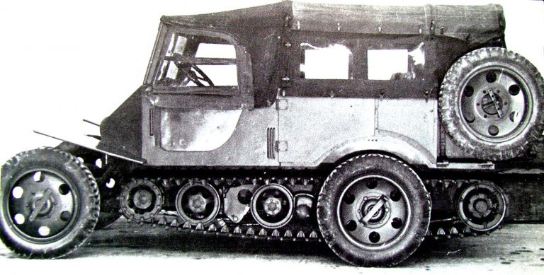 Второй вариант M/K с оригинальным пятиместным кузовом с брезентовым верхом и опускающимся запасным колесом. 1941 год