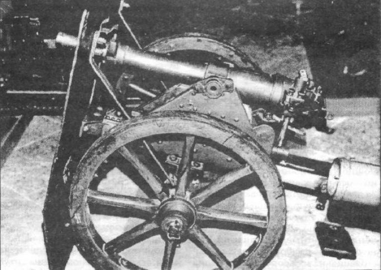  37-мм пушка Розенберга на станке Дурляхера