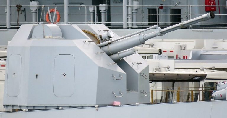          Корабельная 76-мм пушка PJ-26 на основе которой создавалась СЗУ JRVG1. Фото 2019 года. Источник изображения: commons.wikimedia.org