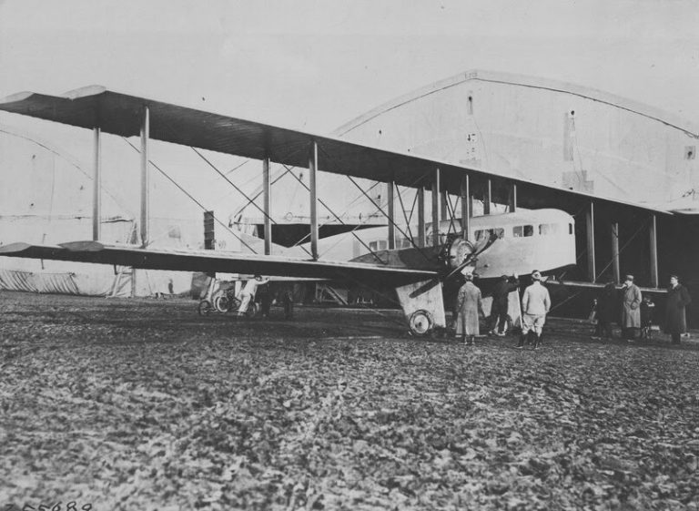       Farman F.60, уже на гражданской службе «автобусом» между Парижем и Лондоном