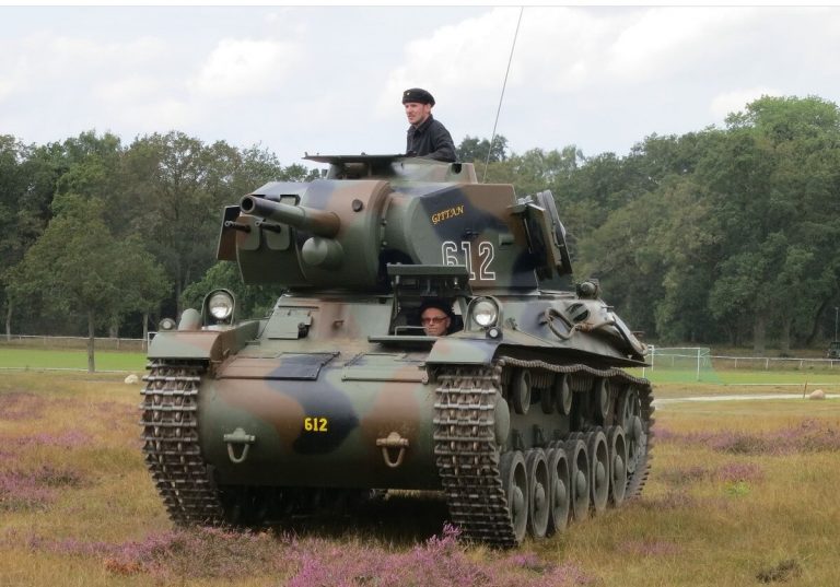Шведский танк Strv m/42, именно шасси этого танка использовали в Stridsvagn 74. Фото 2012 года. Автор: Jorchr. Источник изображения: commons.wikimedia.org