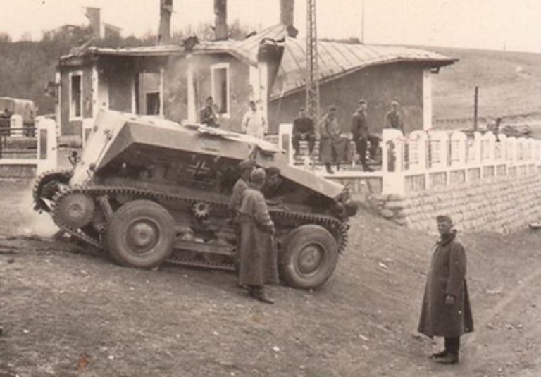 Sd.Kfz. 254 8-й ТД во время кампании в Югославии. Апрель 1941 года feldgrau.net