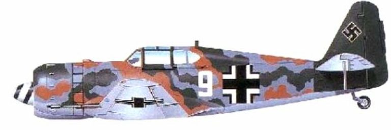 схема окраски учебного истребителя Bloch MB-155 из состава ВВС Германии