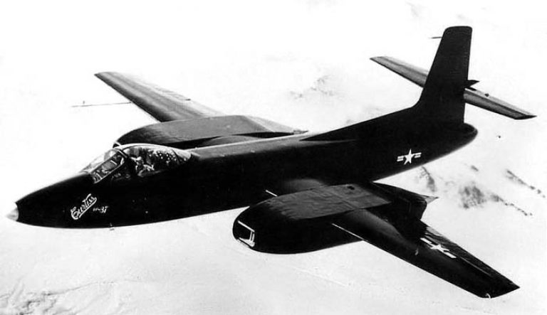 Четырехмоторный монстр. Опытный истребитель-перехватчик Curtiss XF-87 Blackhawk. США