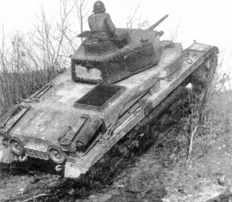   «Туран I» из состава 2-й танковой дивизии. Восточный фронт, апрель 1944 года fotowow.io.ua