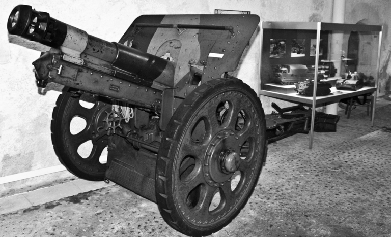     12 cm Feldhaubitze Modell 1912/39.
