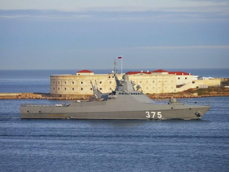 Погружающийся патрульный корабль или что из себя представляет проект "Страж" и нужен ли он Российскому флоту