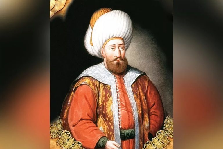  Баязи́д I Молниено́сный (1354/55/57 — 8 марта 1403) — 4-й правитель и 2-й султан Османской империи (1389—1402), сын султана Мурада I. Баязид известен своими военными успехами и получил прозвище Молниеносный за быстроту перемещения войск.