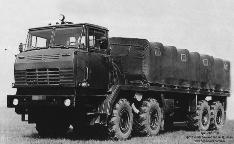 Прототип одного из вариантов колёсных шасси 2С21 «Мста-К» - опытный грузовой бортовой автомобиль ЧР-3130 (8х8) Кременчугского автозавода